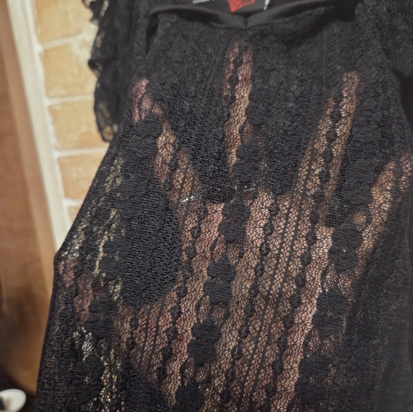 Killstar Melisanda Bardot  Lace Top (XXL) - Picture 4 of 5